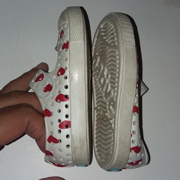 Native Shoes - Picture 6 of 7